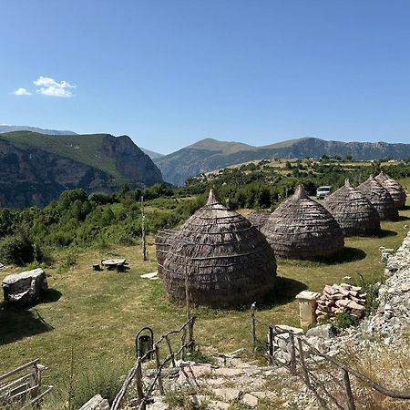 ホテル Camping Lekdushi - Shehu Tepelene エクステリア 写真